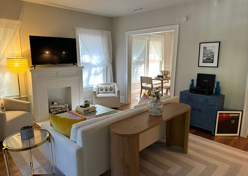 1st image of 3504 Overbrook Dr #3504