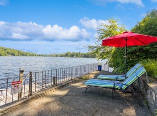 224 Lake Shore Rd, Putnam Valley, NY 10579