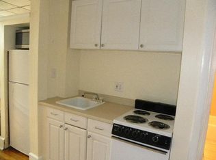 881 Beacon St #10, Boston, MA 02215