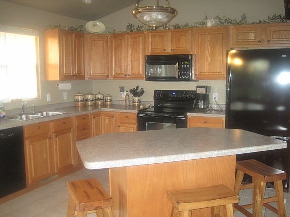 2nd image of 707 Brandt Dr