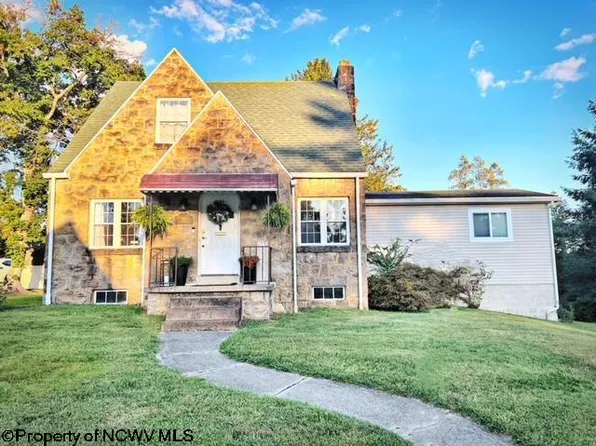 114 Avondale Rd, Fairmont, WV 26554