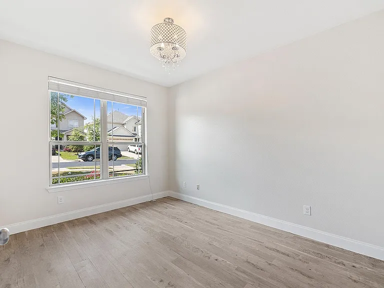 2517 Auburn Chestnut Ln — Photo 16