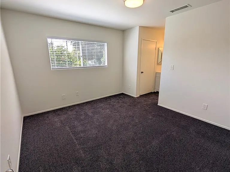 529 E Colorado Blvd #D — Photo 26