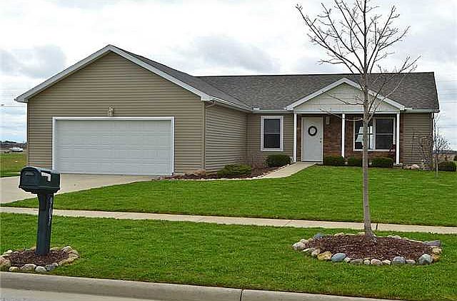 1st image of 907 Arrowhead Dr