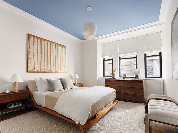 5th image of 235 W 75th St APT 712