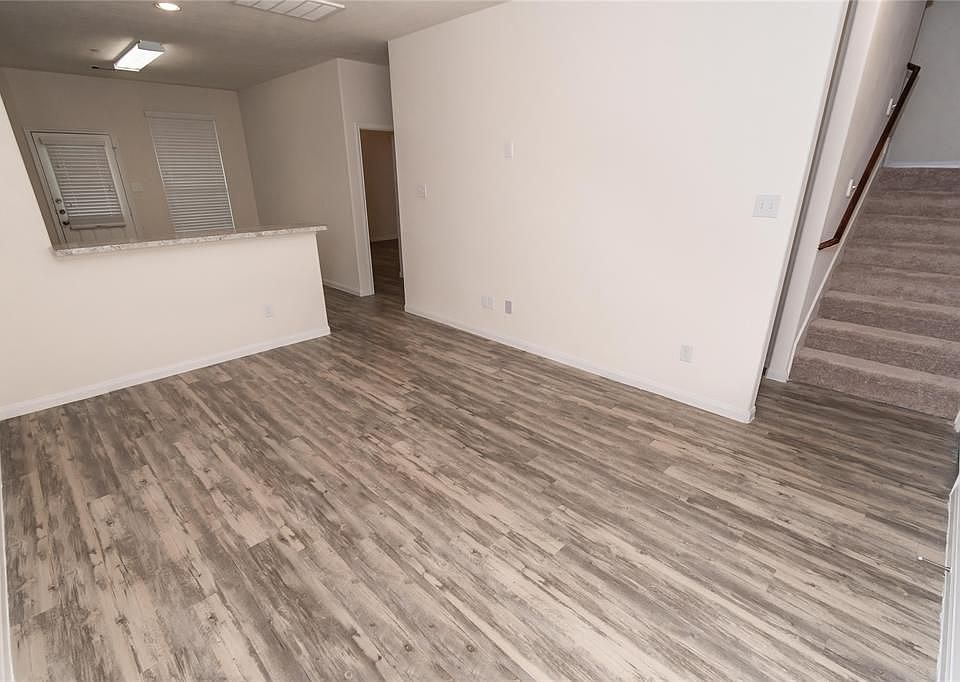 1st image of 3935 Lexington Grove Ct