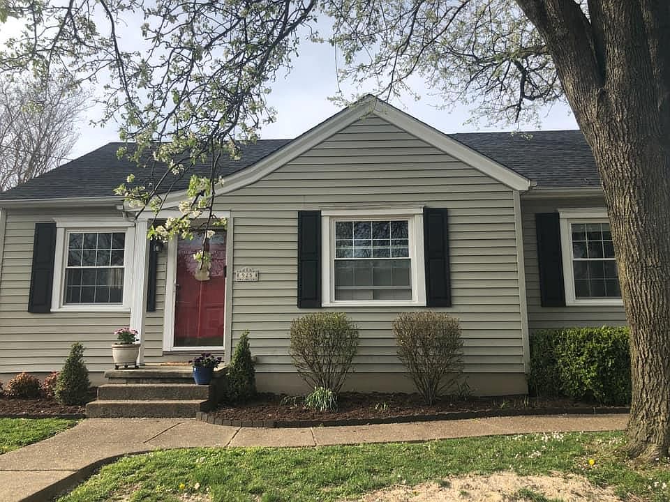 1st image of 925 Cottage Dr