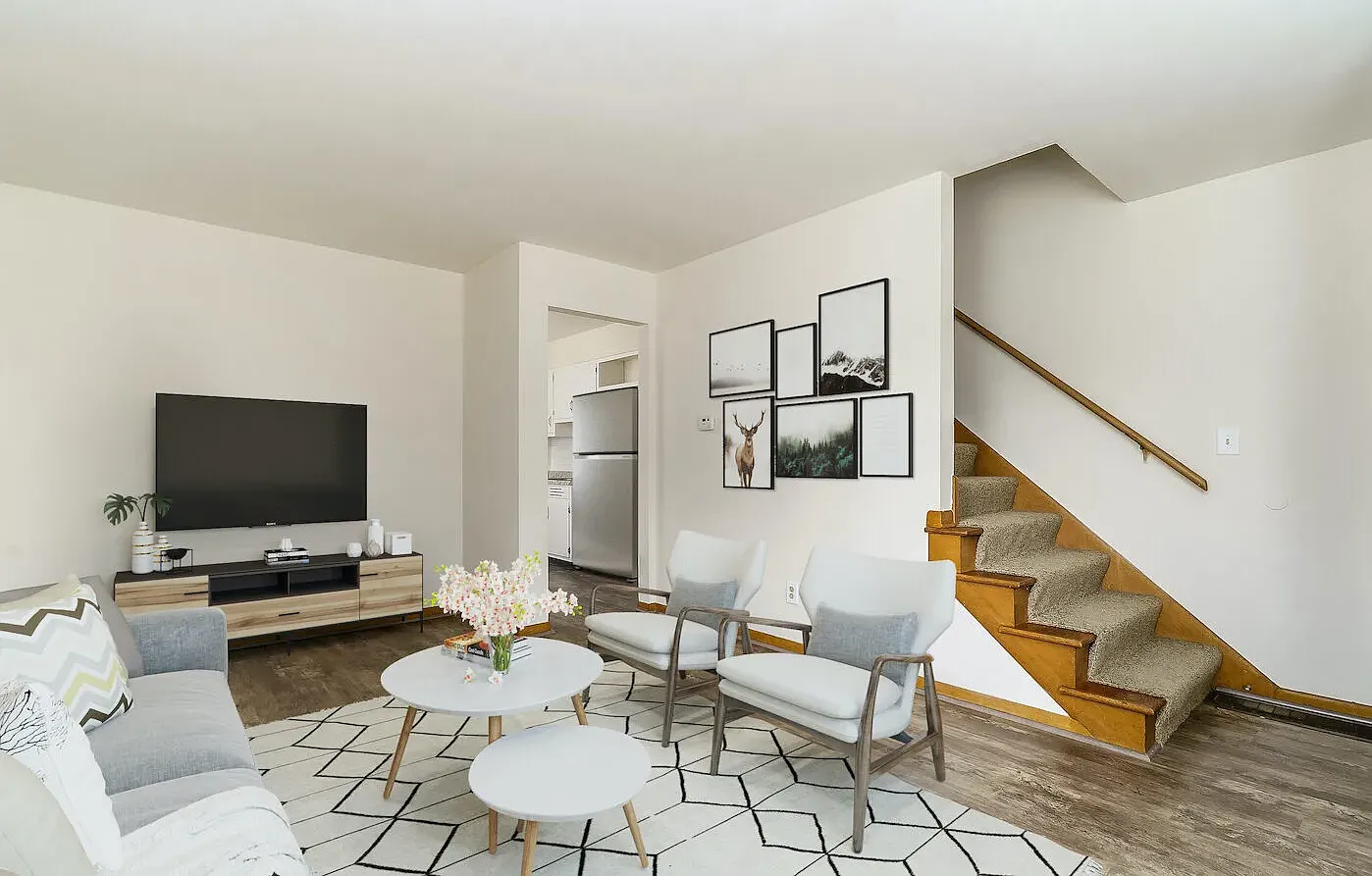 2 bed, 810 sqft, $1,095 — Photo 3