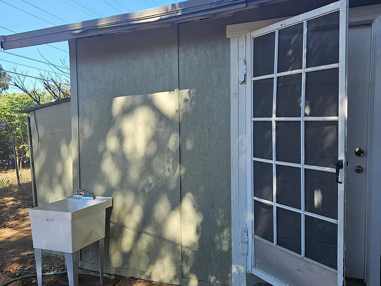 33930 Mission Trl — Photo 2
