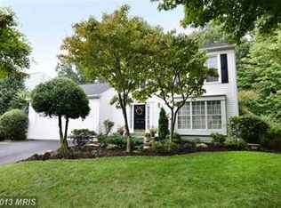 10828 Monticello Dr, Great Falls, VA