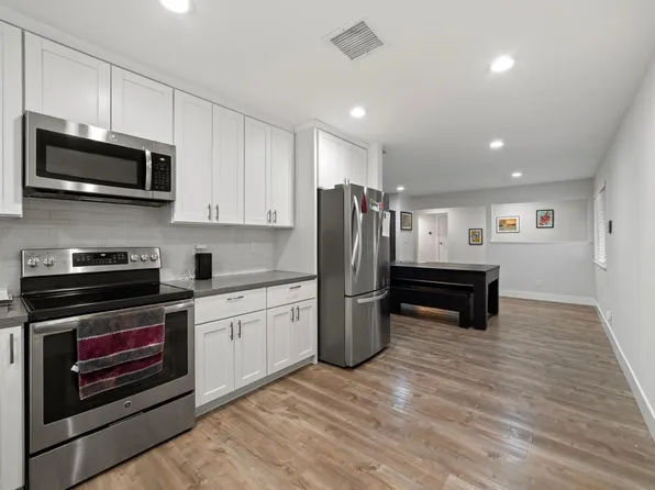7536 Almondwood Ave, Citrus Heights, CA 95610