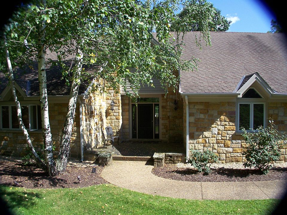1st image of 317 Deerlick Dr