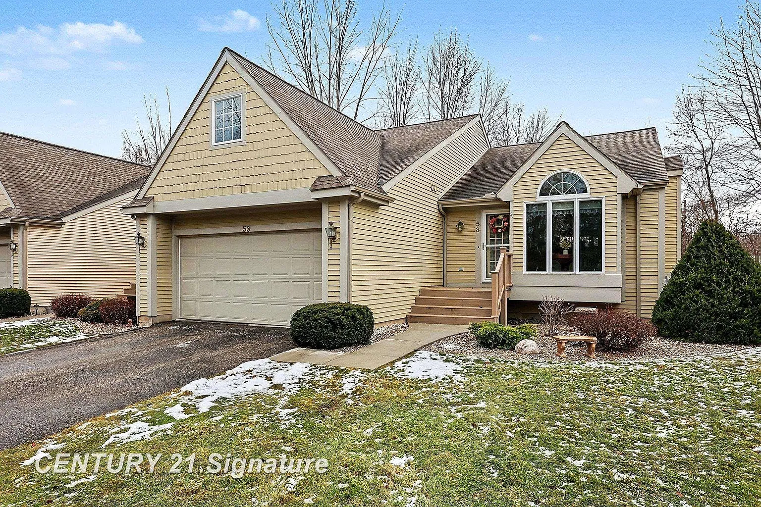 53 Willow Pond Dr W photo 1