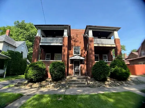 1317 N Ellis St #3 Photo 1