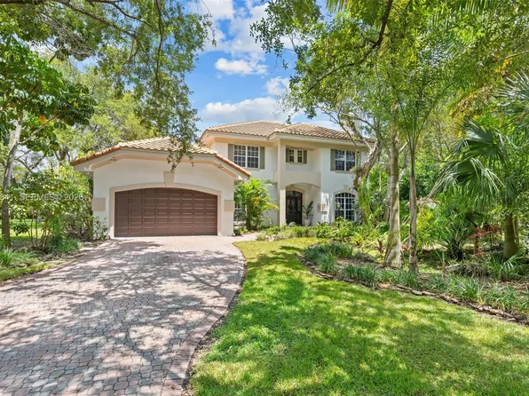 3755 Lancewood Dr, Coral Springs, FL 33065