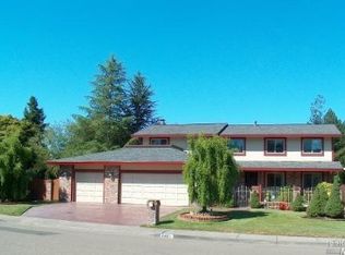 4401 Fairway Dr, Rohnert Park, CA 94928