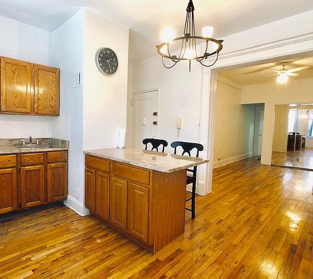 2nd image of 673 Vanderbilt Ave APT 1D