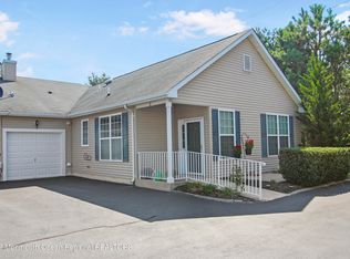 23 Winkle Ct, Whiting, NJ 08759