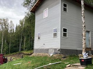 1460 Crestline Dr, Fairbanks, AK 99712