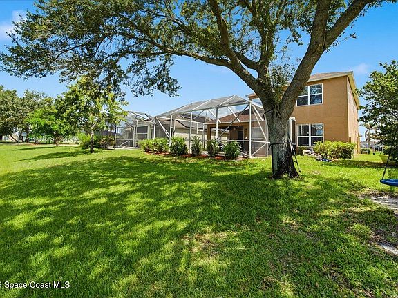 3rd image of 3970 Chardonnay Dr