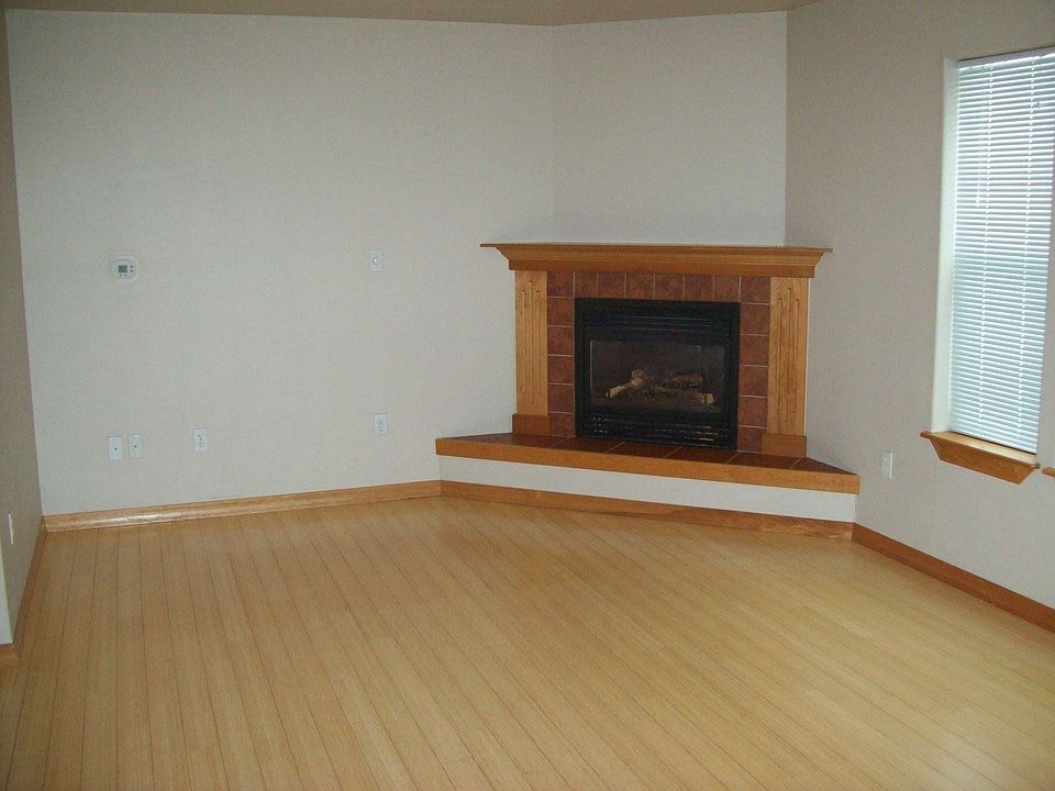 2nd image of 1222 7th Ave W