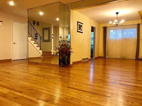 2nd image of 7140 Niles Ave