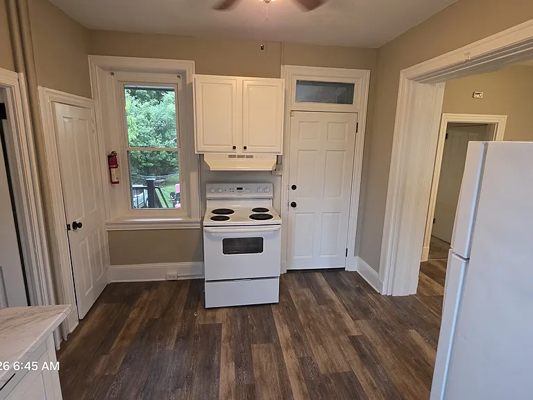 78 Main St #1 — Photo 4
