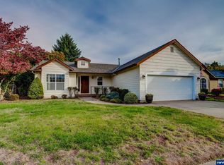 1537 Hummingbird Ln, Stayton, OR 97383