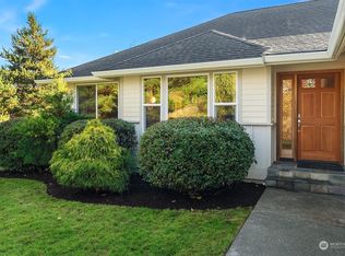 9923 SW 184th Way, Vashon, WA 98070