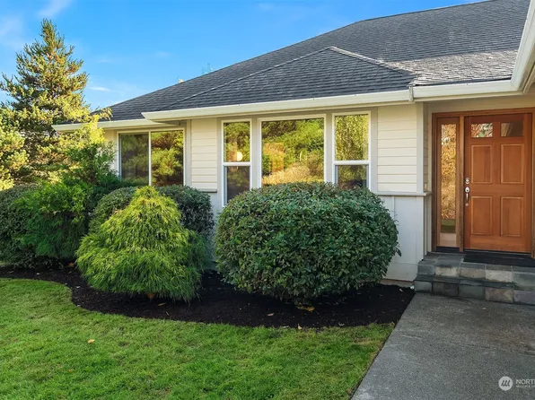 9923 SW 184th Way, Vashon, WA 98070