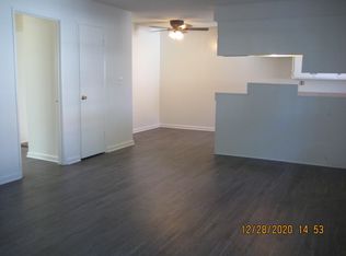 6061 Lemon Ave APT B, Cypress, CA 90630
