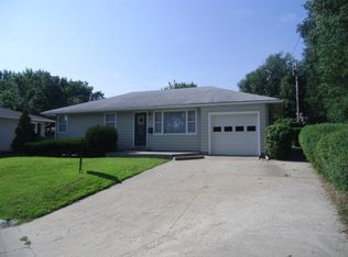 645 W 2nd St, Junction City, KS 66441