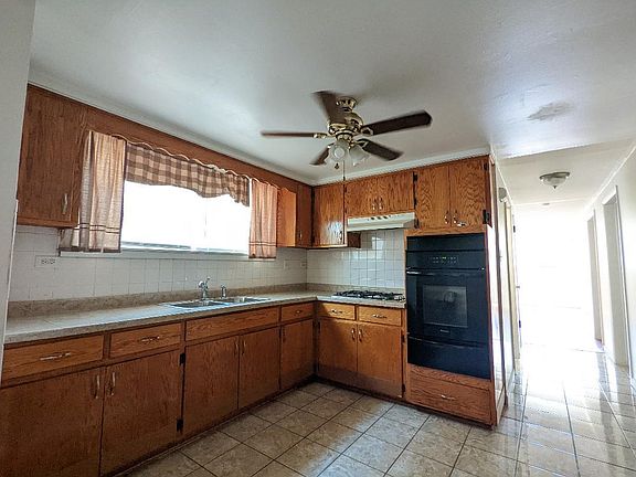 2nd image of 6134 W 79th St #B