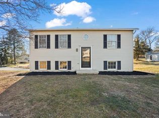 7 3rd St, Washington Boro, PA 17582