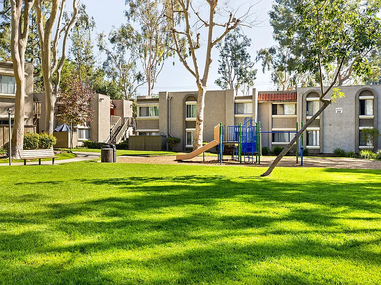 Mountain View (San Dimas) — Photo 13