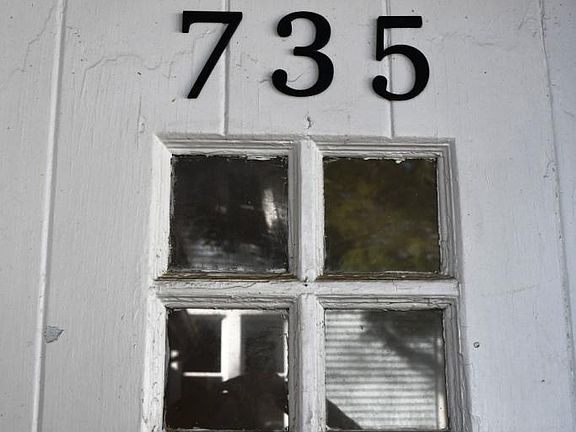 2nd image of 735 Bayard Park Dr