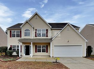 739 Sycamore Springs Dr, Fuquay Varina, NC 27526