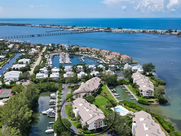 3920 Mariners Way APT 321C, Cortez, FL 34215