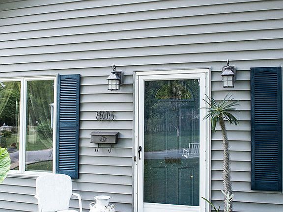 5th image of 805 Belmont Dr