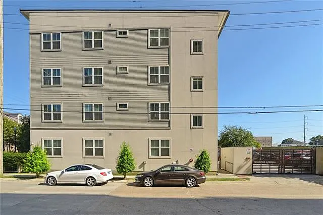 2100 Saint Thomas St #205 — Photo 1