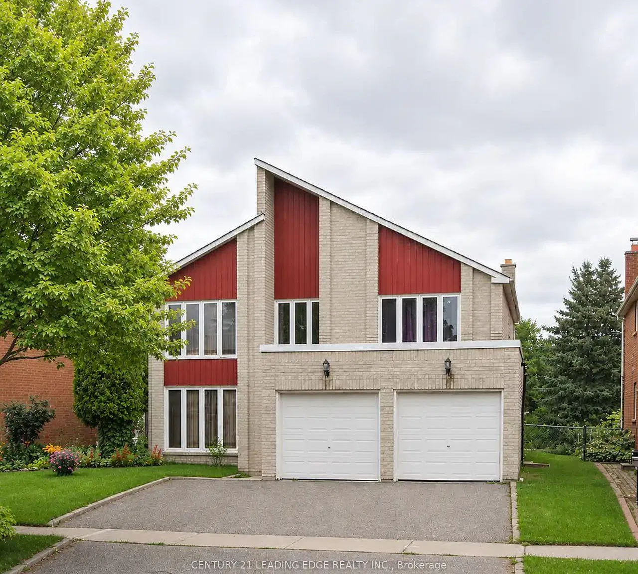 3 bed, $2,350 — Photo 1