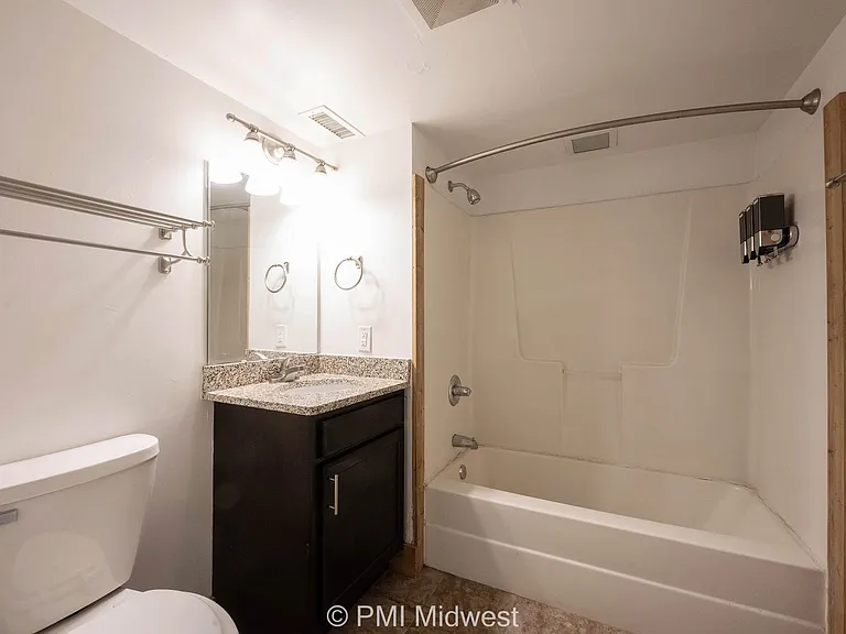 Lofts On Madison — Photo 19