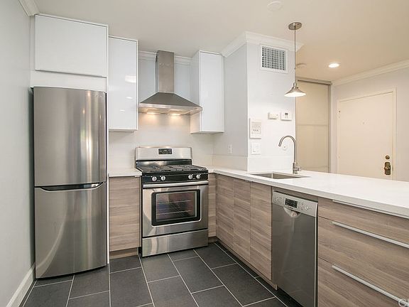 4th image of 3643 S Bear St Unit B