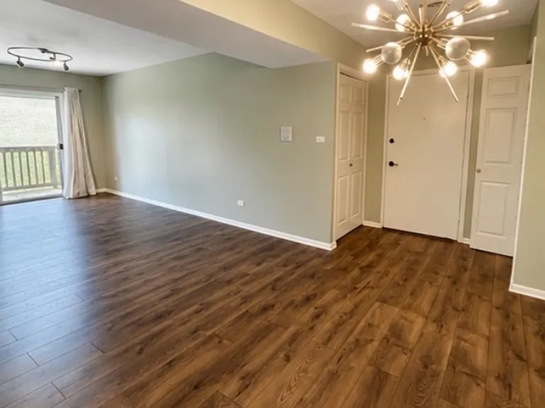 5721 W 103rd St #203 — Photo 5