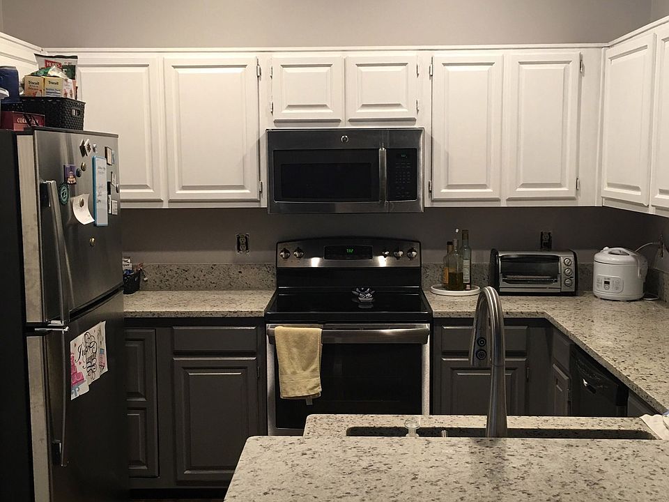 1st image of 1364 Lake Dr