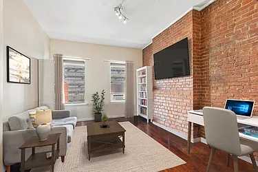 Living room thumbnail