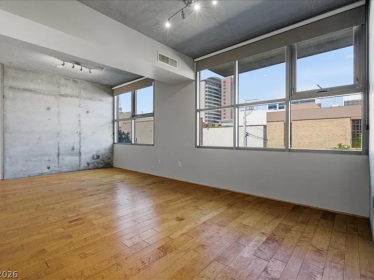 353 E Bonneville Ave #295 — Photo 12
