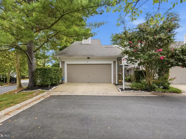 19 Butterwick Ct, Gaithersburg, MD 20886