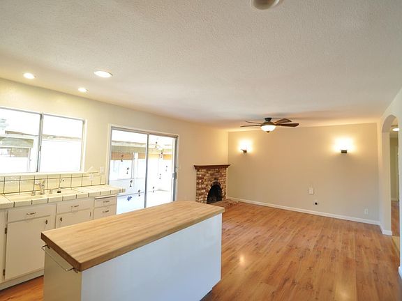 4th image of 680 San Pedro Ave