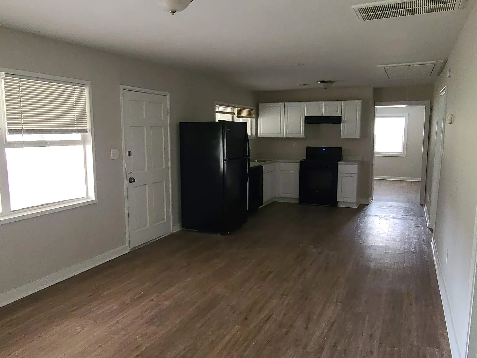 3 bed, 1445 sqft, $1,595 — Photo 4